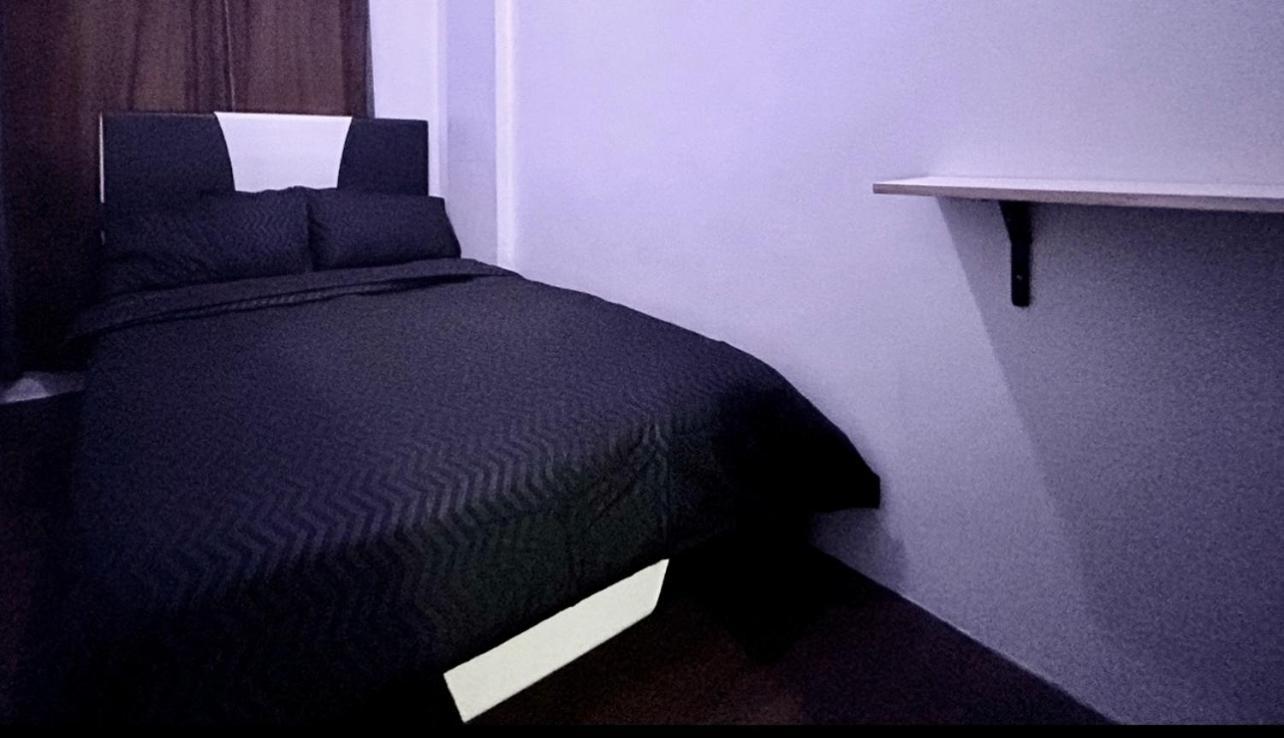 Private Room With Ac And Fan At Ekg Manila House Rental Esterno foto